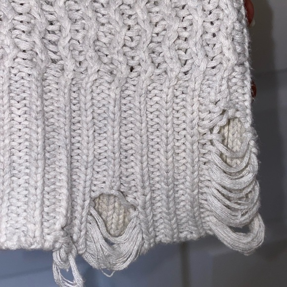 DL1961 Freeman Alley Distressed Sweater - Large - Picture 7 of 10